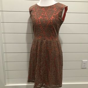 Lacy dress in tan and peach